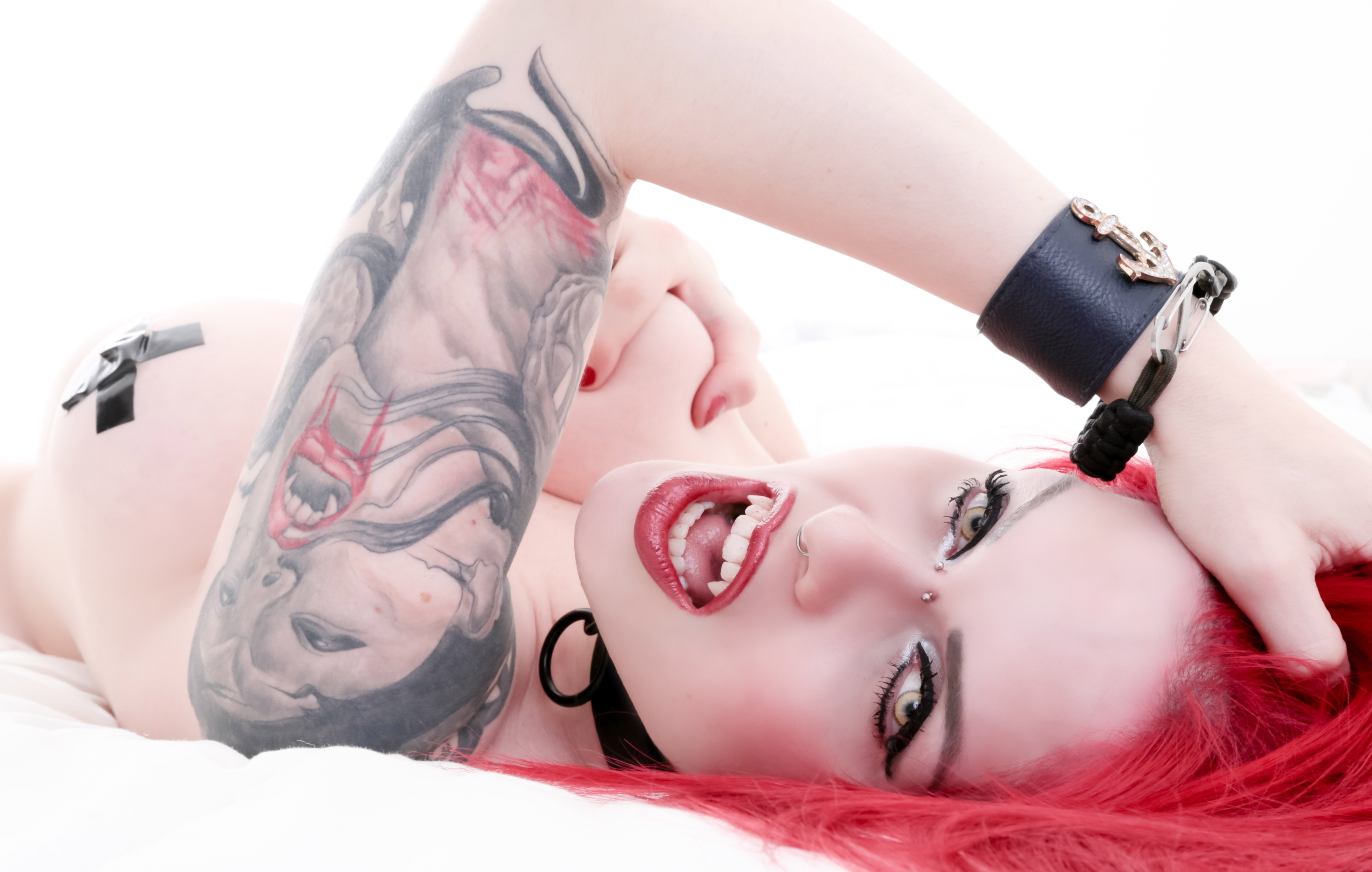 vampira sexy tatuata